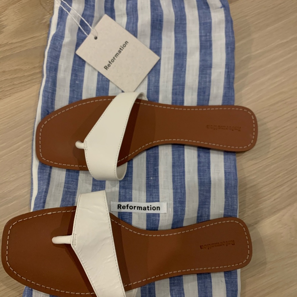 Reformation White Leather Toe-Loop Flat Sandals - image 5